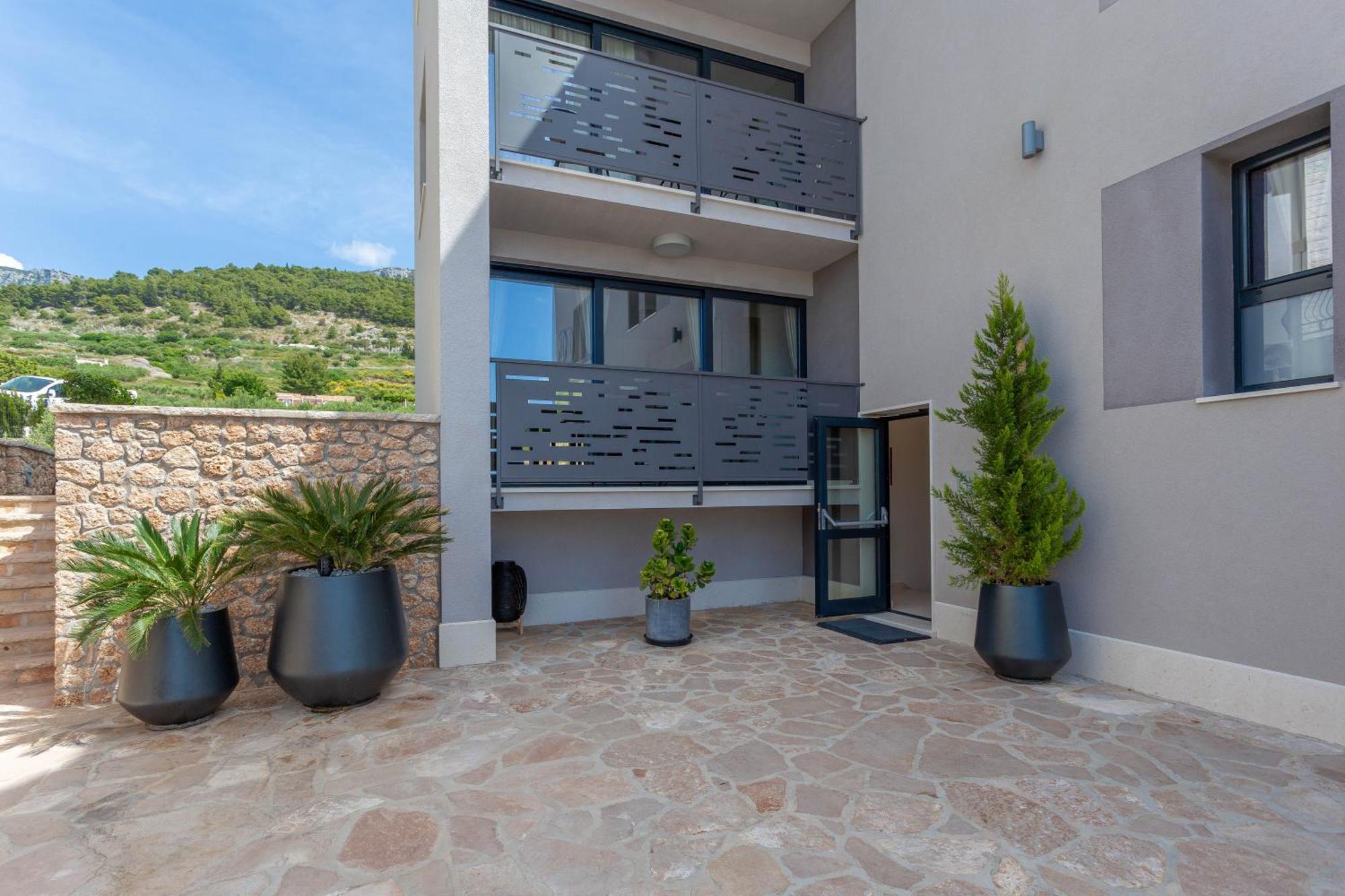 Grey House Apartment Bol Luaran gambar